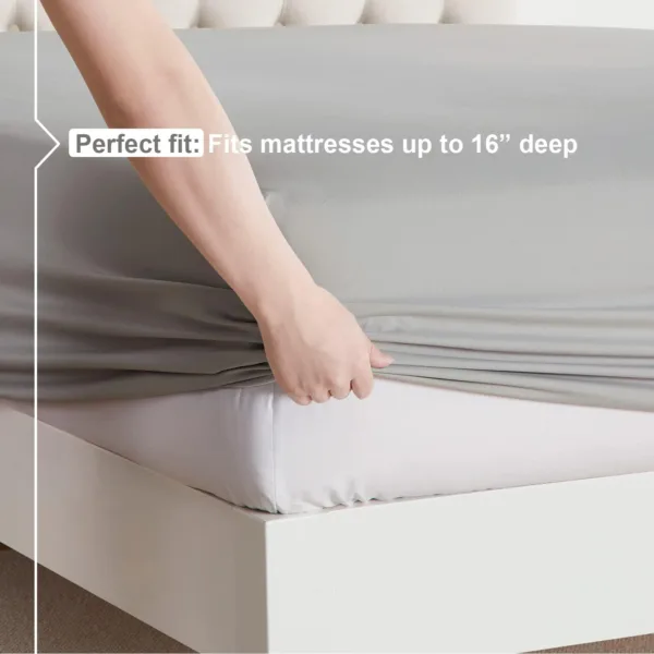 BEDDING ESSENTIALS Queen Sheet Set